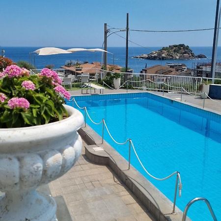 Hotel Lachea Aci Trezza Buitenkant foto